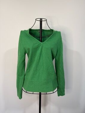 Apt 9 100% Cashmere Sweater Medium Green V-Neck Lightweight Soft